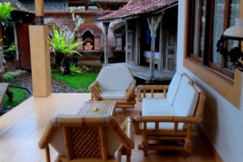 Vue extérieure de la Villa du Temple